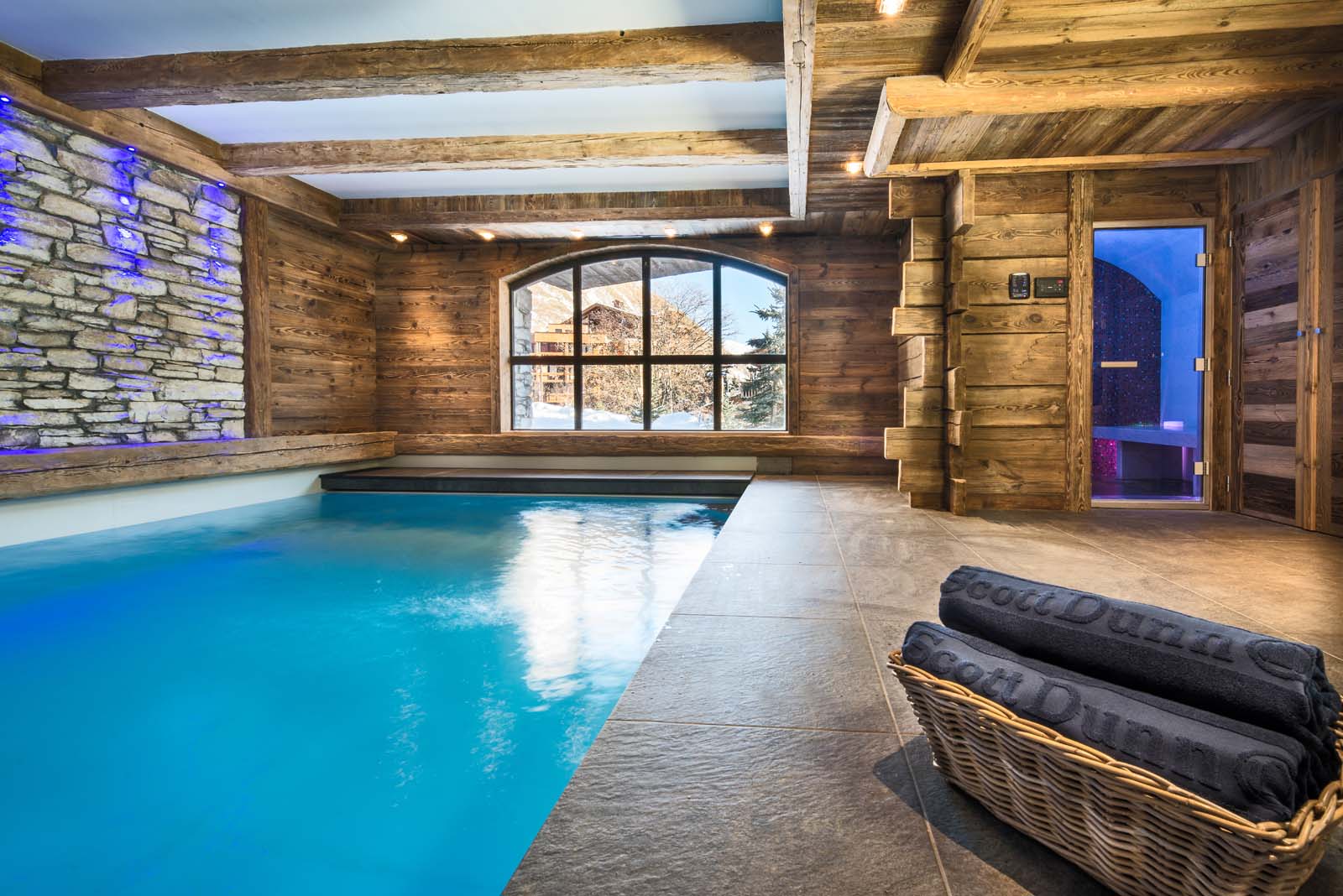 Chalet Papillon in Val d'Isere by SkiBoutique