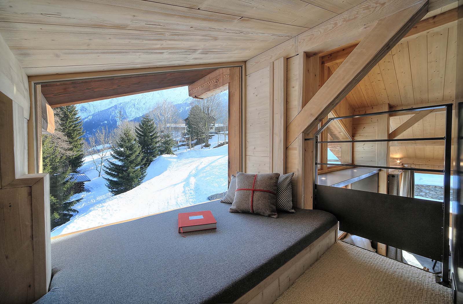 Castor Luxury Chalet in Chamonix to rent SkiBoutique